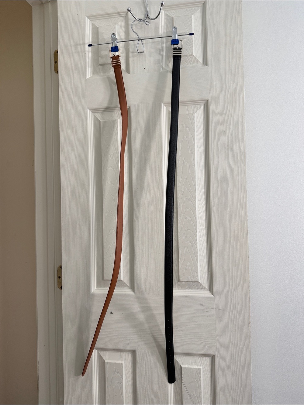 Simple Leather Skinny Belts — Black & Brown